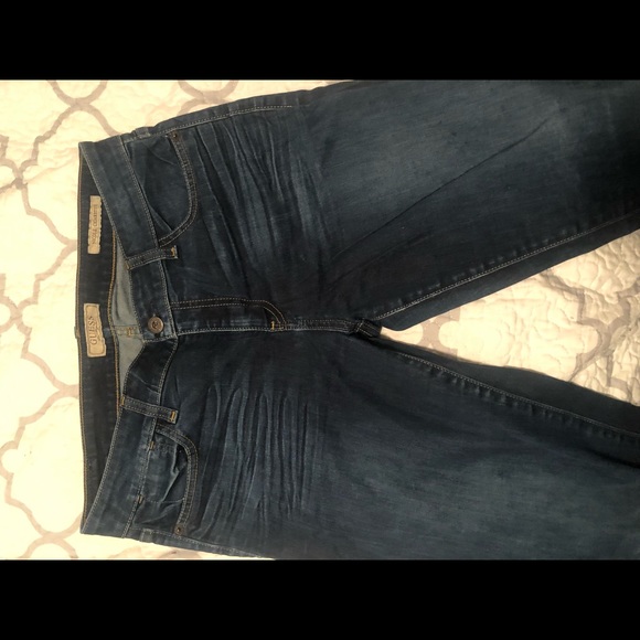 Guess Jeans - Picture 3 of 4